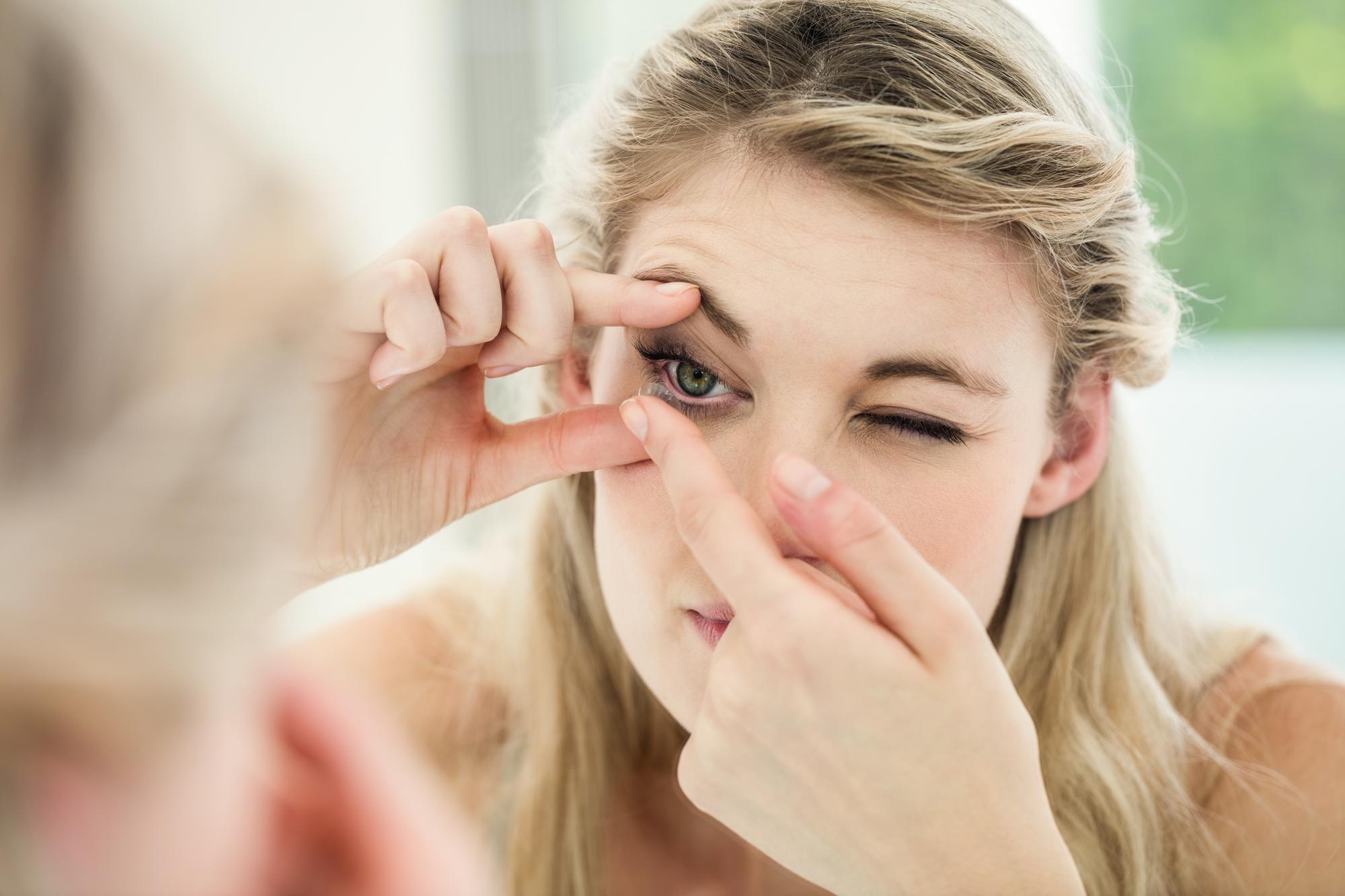 Medidas essenciais para cuidar das lentes de contato